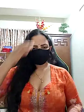 Payel-Sen online show from May 4, 6:37 pm