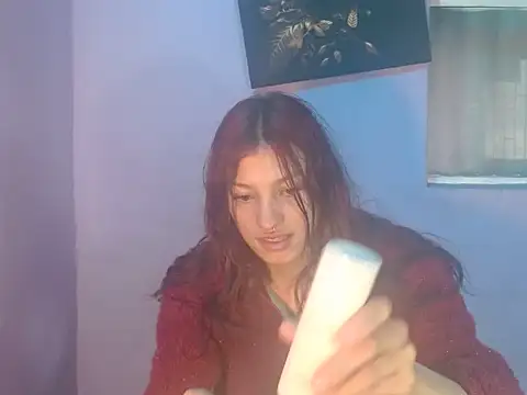 Emma-Wilson online show from July 7, 7:40 pm