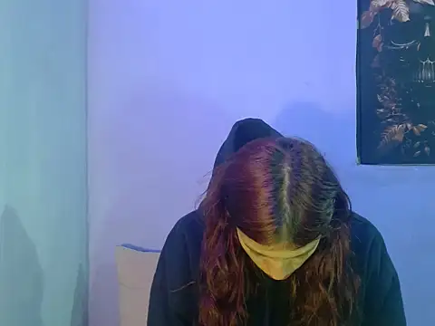 Emma-Wilson online show from July 14, 1:19 am