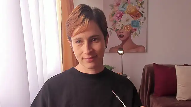 cuddlingbunny online show from March 10, 7:50 pm