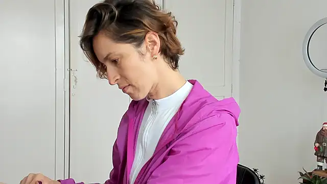 cuddlingbunny online show from November 29, 3:26 pm