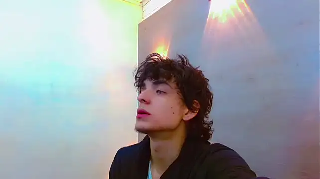 Snapshot of Sr_BonnyEthan chatting on January 14, 2:01 pm Sr BonnyEthan online show from January 14, 2:01 pm