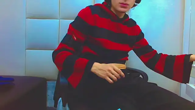 Snapshot of Sr_BonnyEthan chatting on February 21, 1:23 pm Sr BonnyEthan online show from February 21, 1:23 pm