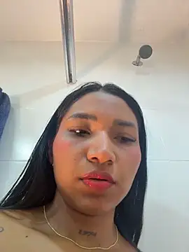 Snapshot of Barbiebrunette_ chatting on November 27, 3:08 am Barbiebrunette online show from November 27, 3:08 am