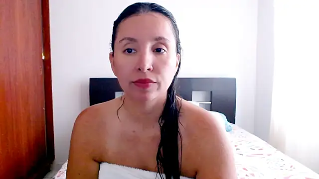 emely sexx20 online show from February 15, 7:28 pm
