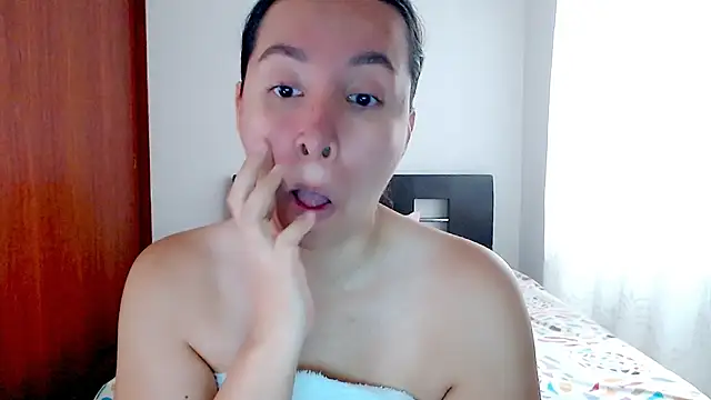 emely sexx20 online show from November 24, 2:39 pm