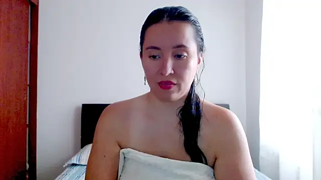 emely sexx20 online show from November 28, 4:42 pm