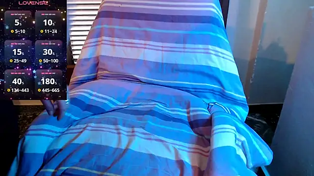 JennaDeluxe online show from January 19, 8:51 am