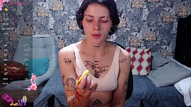 pretty cristal69 online show from June 24, 12:20 am