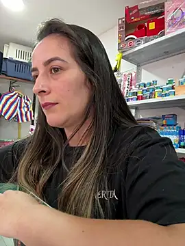 Snapshot of Rousse92 chatting on February 10, 10:25 pm Rousse92 online show from February 10, 10:25 pm