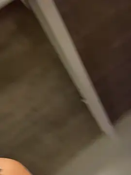 Snapshot of Your_Paris chatting on February 19, 3:24 am Your Paris online show from February 19, 3:24 am