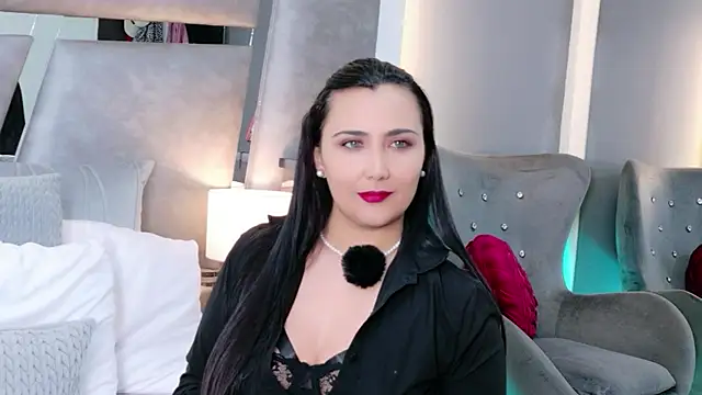 Evangeline Taylorr online show from March 24, 1:38 pm