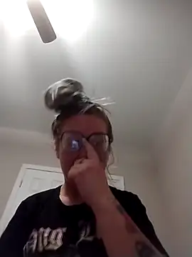 xWhoreAbleX Pika online show from November 1, 3:14 pm