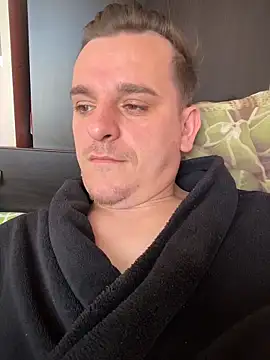 Huge cock22cm online show from April 6, 9:21 am