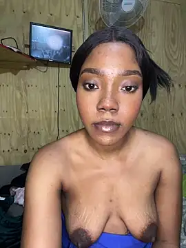 NillaMontana online show from March 21, 2:05 am