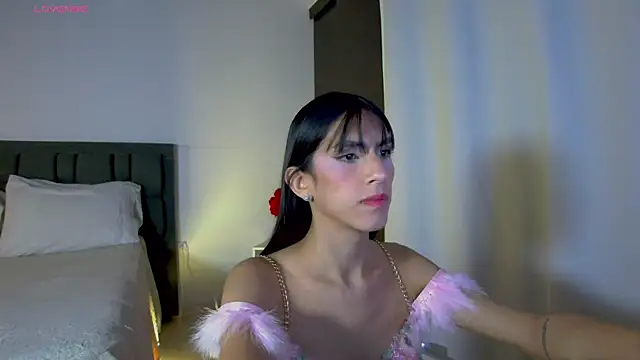 Snapshot of AlanaSofiia chatting on July 30, 4:06 pm AlanaSofiia online show from July 30, 4:06 pm