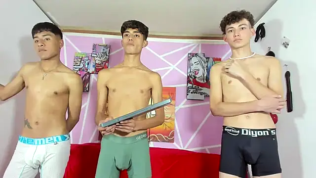 Snapshot of oliverhot2005 chatting on January 9, 9:58 pm oliverhot2005 online show from January 9, 9:58 pm