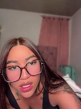 Little Gaby  online show from July 5, 5:25 am