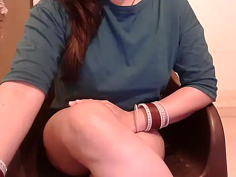 AMBIKA-MISHRA99 online show from November 9, 1:53 pm