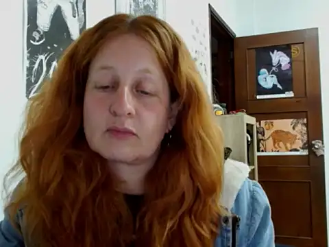 ViioletaMora online show from May 20, 4:40 am