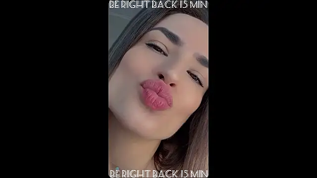 Snapshot of Camilla__one__ chatting on February 24, 2:20 am Camilla one online show from February 24, 2:20 am