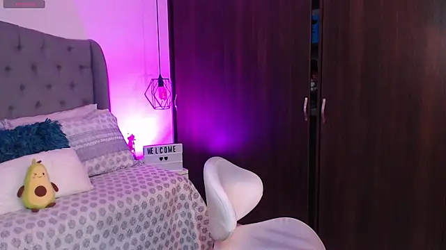 miaromanove ss online show from January 6, 6:58 am