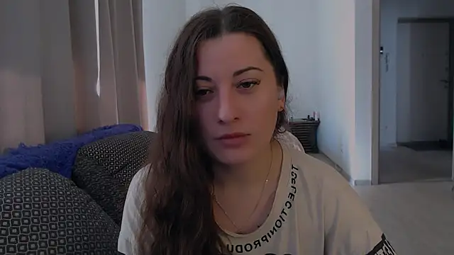 Snapshot of Helen_Adams_ chatting on July 10, 6:07 am Helen Adams online show from July 10, 6:07 am