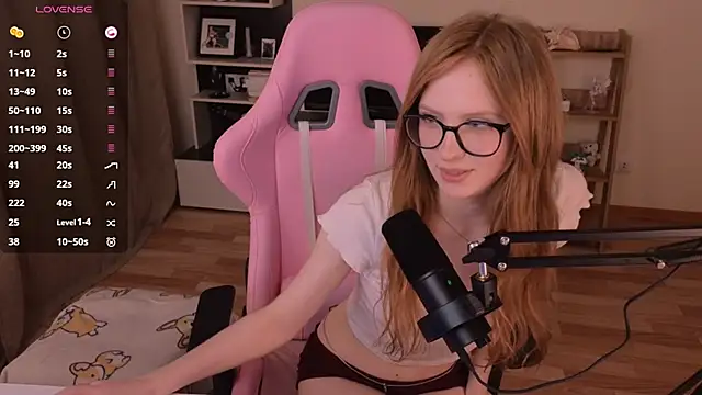 rara ruru online show from April 12, 11:43 pm