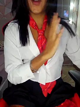 moreninhasilva online show from February 7, 1:20 am