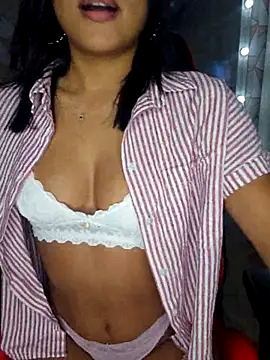 Snapshot of moreninhasilva chatting on July 13, 12:46 am moreninhasilva online show from July 13, 12:46 am