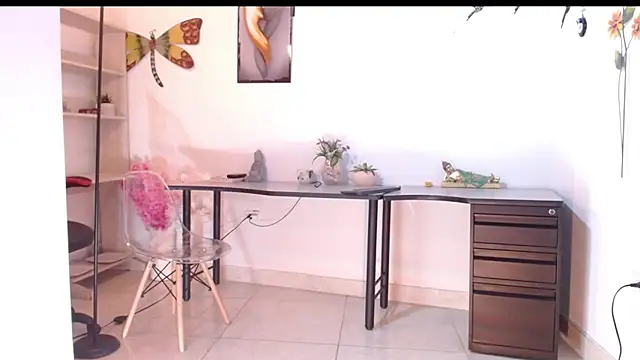 misspandora  online show from October 21, 12:39 pm