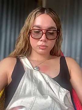 Jules Anderson online show from April 4, 4:26 pm