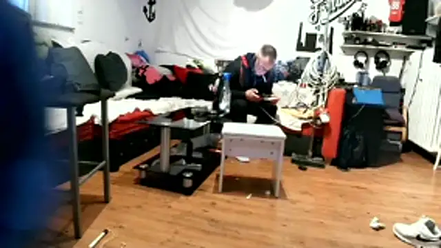 lukasdie online show from May 15, 3:52 pm