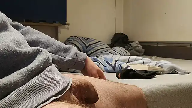 Snapshot of Alphapimmelchen chatting on February 27, 4:21 pm Alphapimmelchen online show from February 27, 4:21 pm