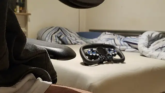 Snapshot of Alphapimmelchen chatting on February 10, 3:10 am Alphapimmelchen online show from February 10, 3:10 am