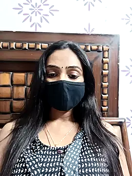 Yours-Bebo online show from February 4, 8:20 am