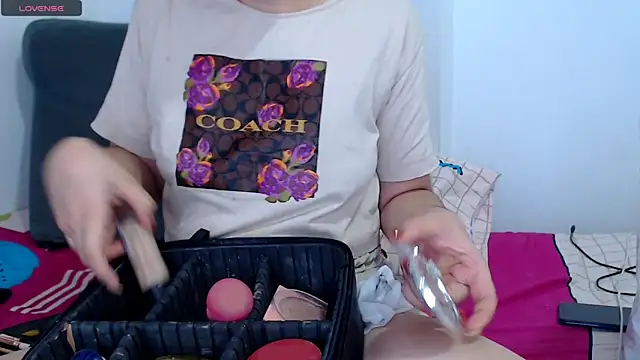 sofi-rojas1 online show from January 16, 8:51 am