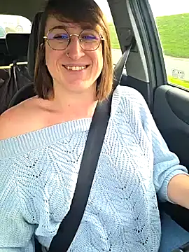 minierose online show from February 16, 11:50 am