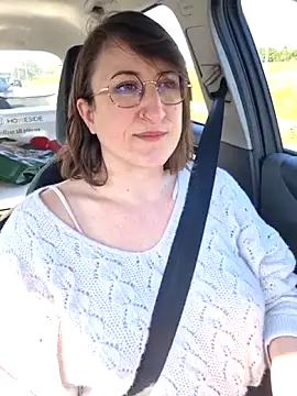 minierose online show from March 4, 9:48 am