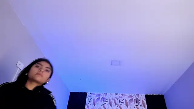 GiselOrtiz online show from June 5, 10:54 am