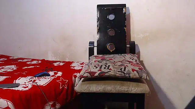 Snapshot of Amazing12inch chatting on February 28, 1:47 pm Amazing12inch online show from February 28, 1:47 pm