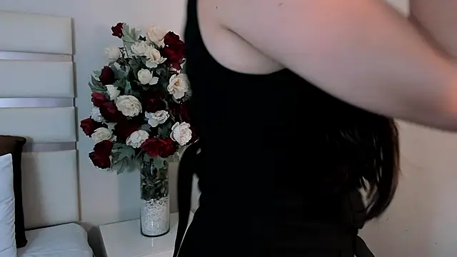 CamilaSofiia online show from February 22, 2:06 am