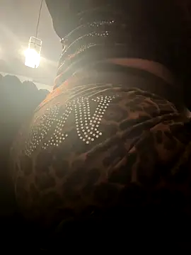 Snapshot of funnynessa69 chatting on November 23, 7:30 am funnynessa69 online show from November 23, 7:30 am