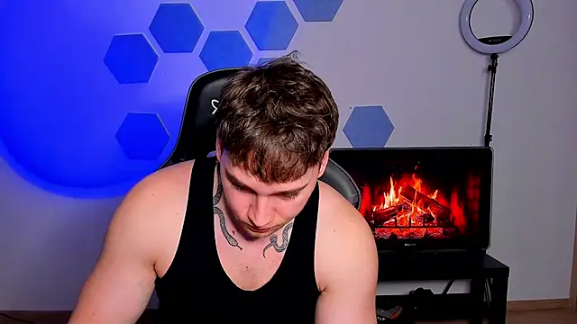 Chris Tyson online show from February 23, 11:40 am