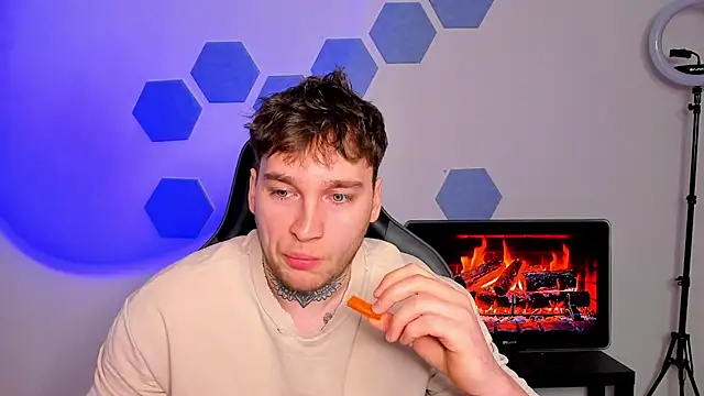 Chris Tyson online show from February 27, 8:47 am