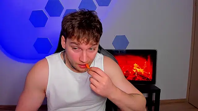 Chris Tyson online show from March 4, 9:48 am