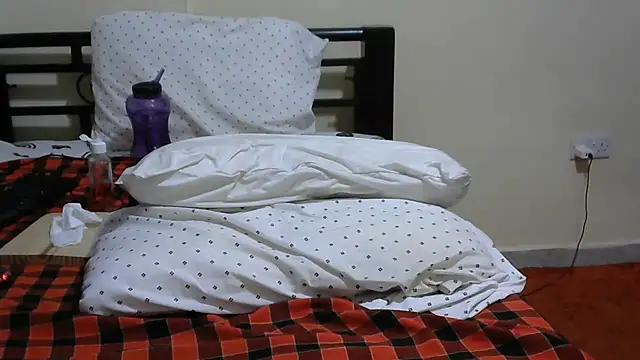 sweet darlli online show from November 4, 4:50 pm