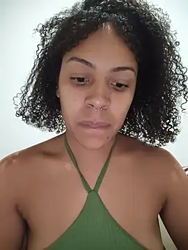 Snapshot of Julia_Pretinha chatting on June 4, 3:40 pm Julia Pretinha online show from June 4, 3:40 pm