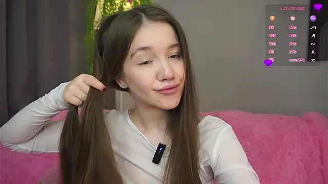 AmiLewis online show from March 12, 1:03 am