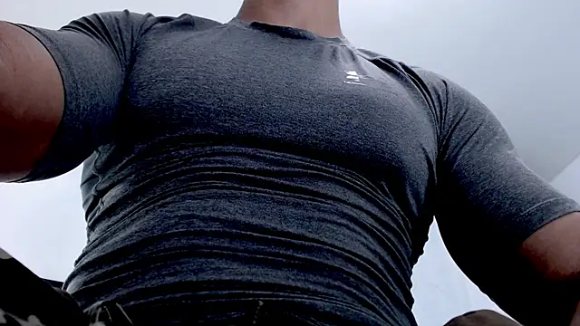 Antonywebb94 online show from April 18, 11:16 pm